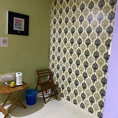 Ayem Homestay Uthm Parit Raja Exterior photo