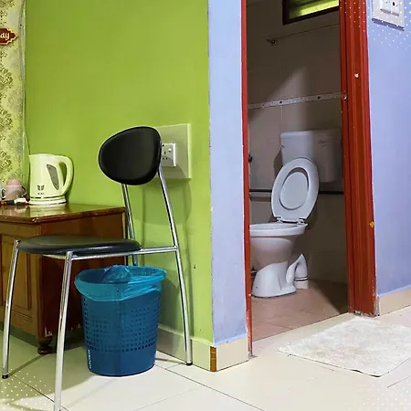 Ayem Homestay Uthm Parit Raja Exterior photo
