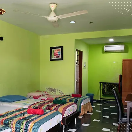 Ayem Homestay Uthm Parit Raja Exterior photo
